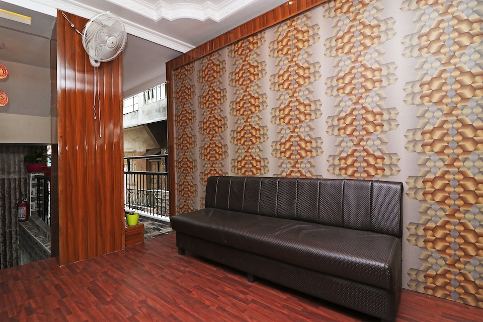 OYO Hotel Prerna, Station Road, Raipur