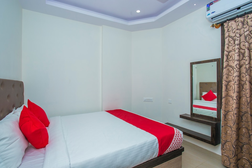 OYO 16939 Ne Westend Suites, Mathikere Bangalore, Bangalore