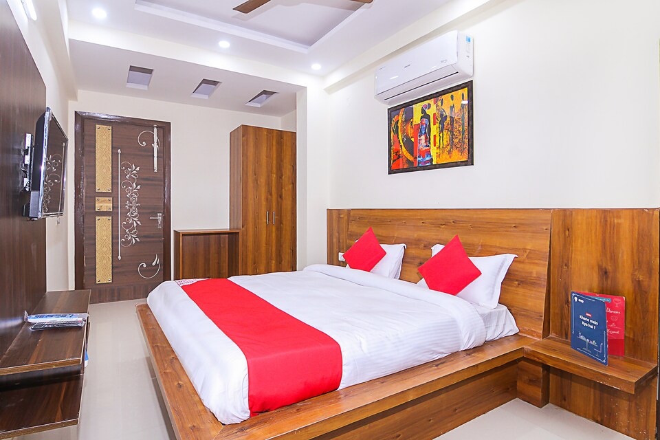 OYO 16953 The Grace Residency, Old Gurgaon, Gurgaon