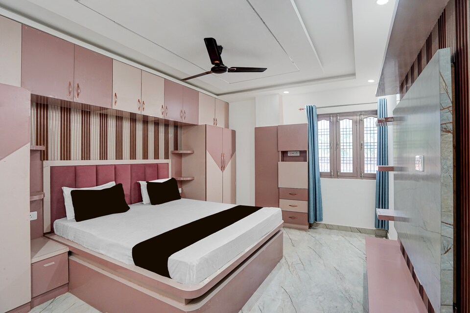 Hotel O Holiday Inn, Golghar, Gorakhpur