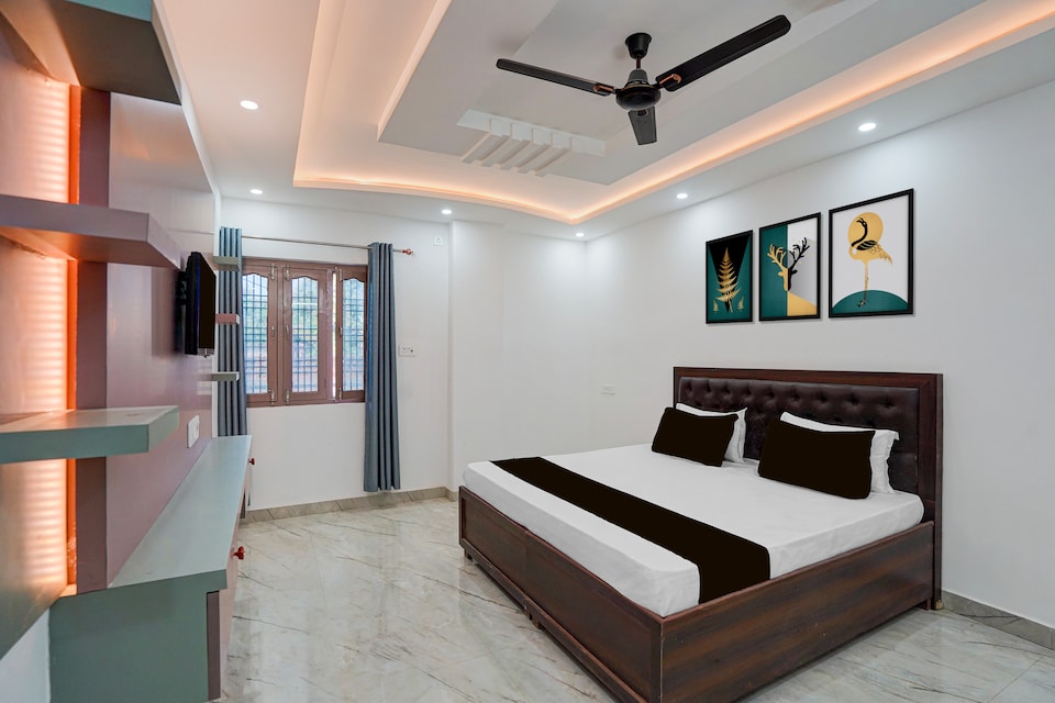 Hotel O Holiday Inn, Golghar, Gorakhpur