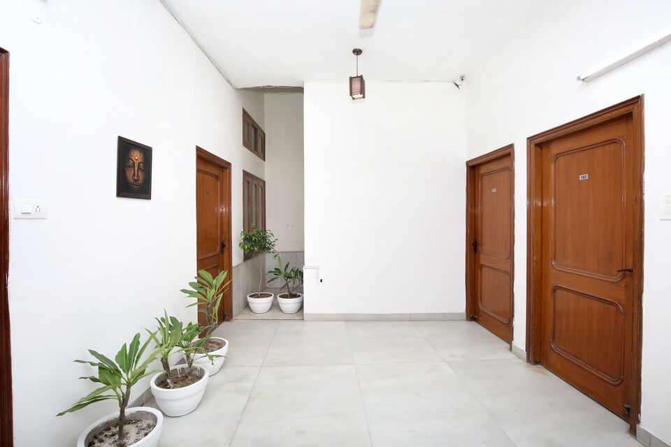 OYO 16960 Atithi Residency, Golden Temple Road Amritsar, Amritsar