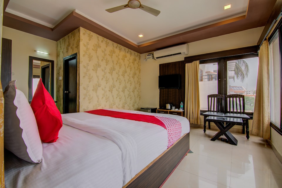 OYO 16961 Sea Rock, Beach Side Visakhapatnam-II, Visakhapatnam