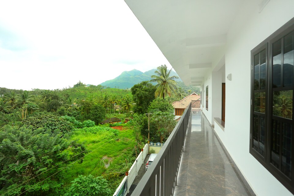 OYO Home 16963 Mesmerizing View 2BHK, Kalpetta, Wayanad