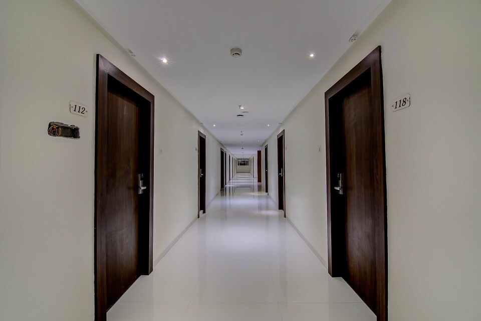 Capital O 16971 Hotel Lorven, MVP Colony Visakhapatnam-II, Visakhapatnam