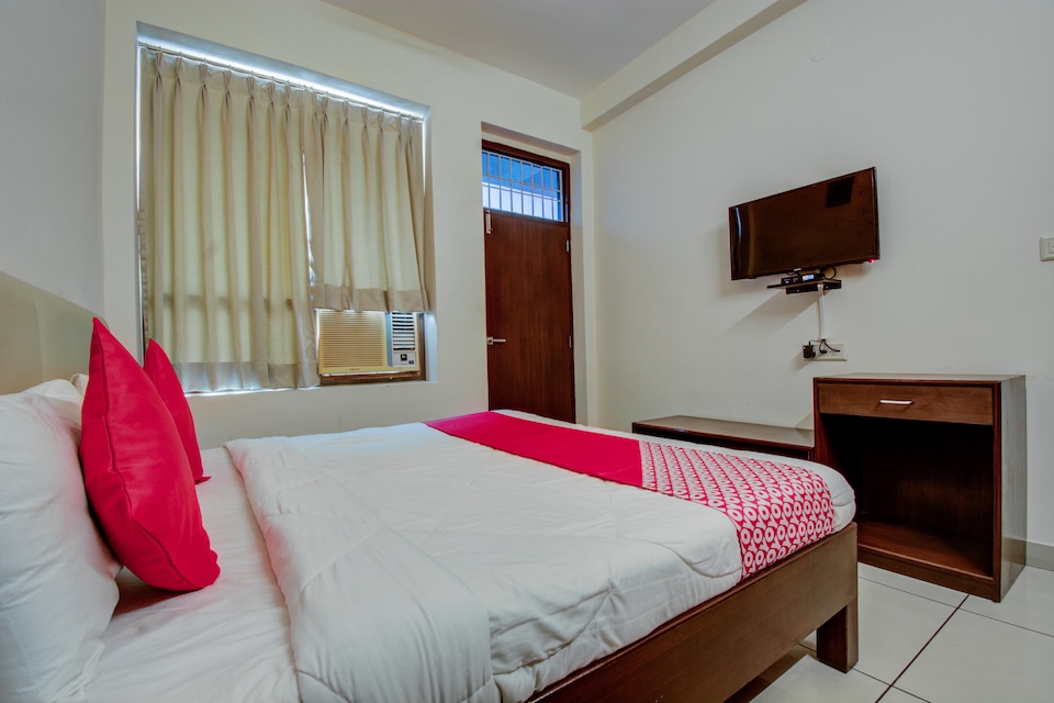 Hotel O Ram Nagar Metro Station Formerly Star Leaf, Vaishali Nagar Jaipur, Jaipur