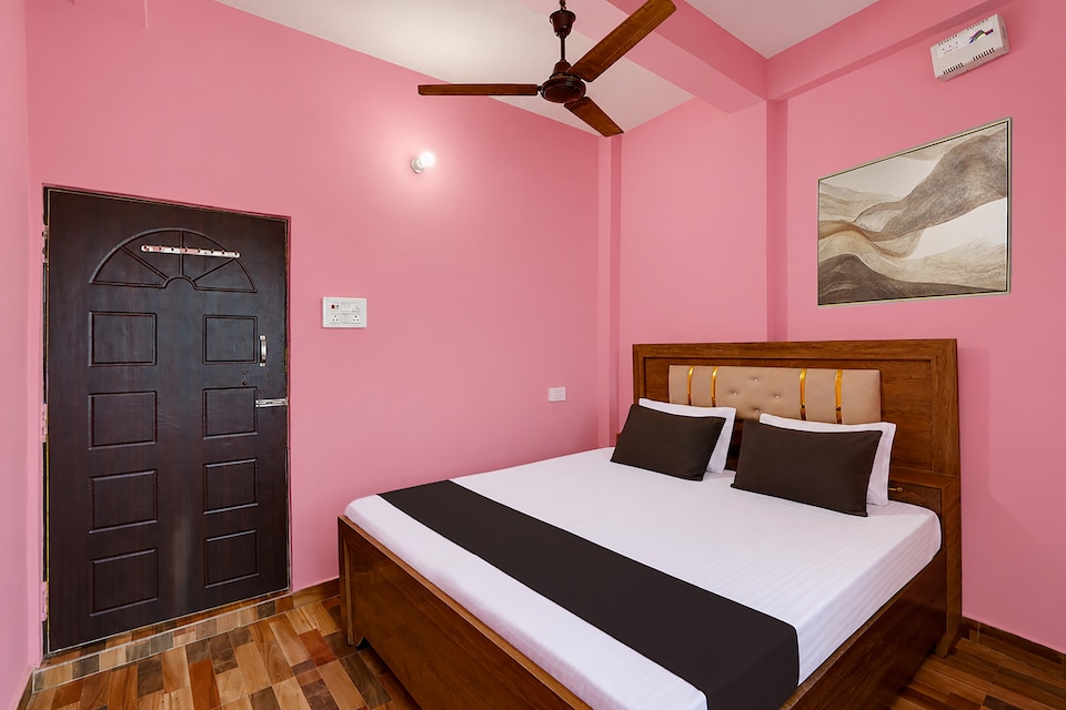 Hotel O Mochhu Dhaba Galaxy Hotel, Naini, Prayagraj