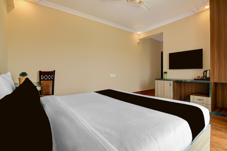 Palette Hotel and Resort Mayapur, Mayapur, Mayapur
