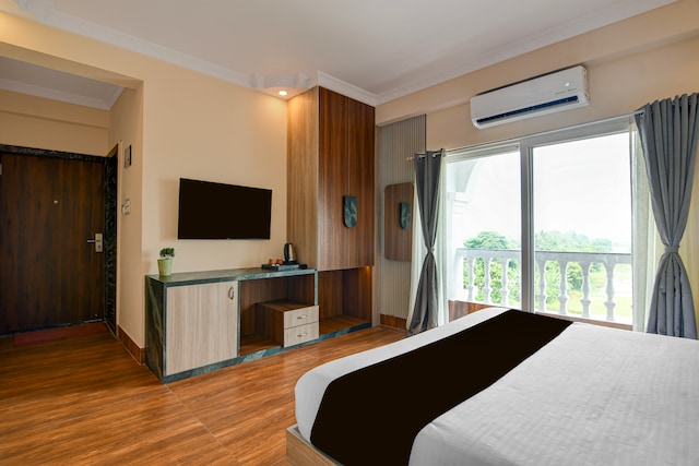 Palette Hotel and Resort Mayapur