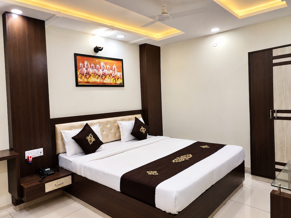 Hotel O Vinayak Palace, Hoshangabad, Hoshangabad