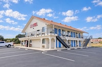 Back Country Inn  Boulevard, CA