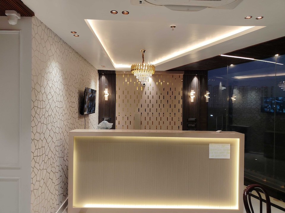 Hotel Luxe Stayz Near Spectrum Mall Sector 49 Noida, Noida City, Noida