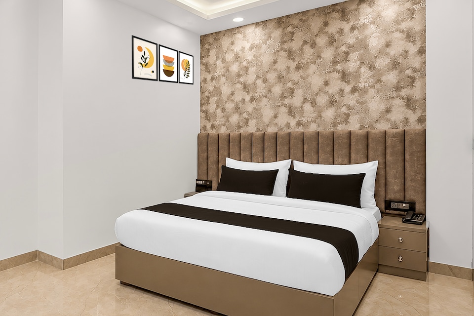Hotel Luxe Stayz Near Spectrum Mall Sector 49 Noida, Noida City, Noida