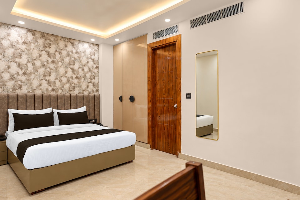 Hotel Luxe Stayz Near Spectrum Mall Sector 49 Noida, Noida City, Noida