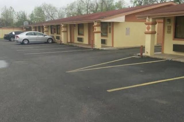 Deluxe Inn Motel Houston I-45 North