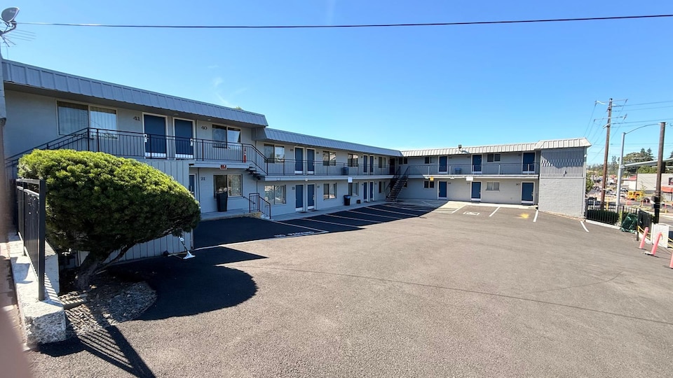 Portland Value Inn Near Airport I-205, Portland OR, Portland OR
