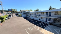 Portland Value Inn Near Airport I-205