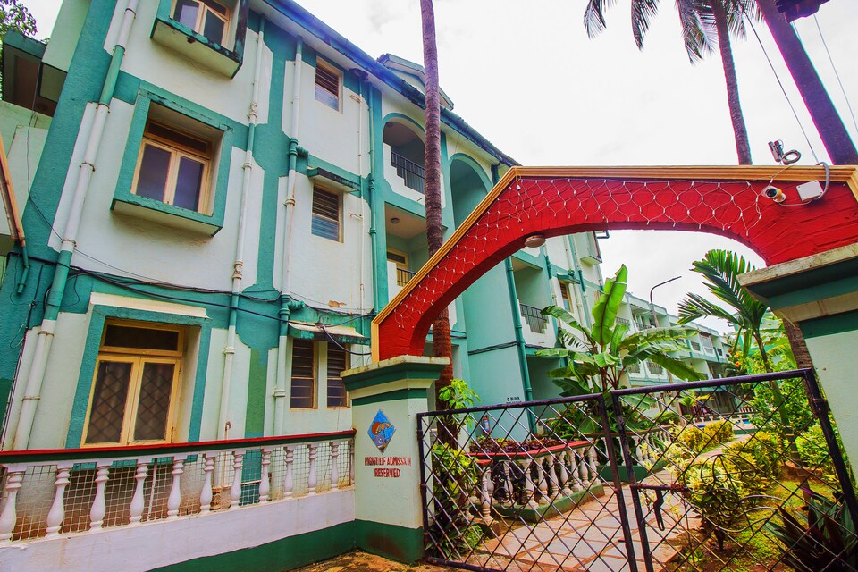 OYO Home 16984 Elegant 1BHK, Calangute Goa, Goa