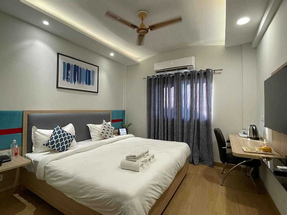 Palette Royal Orbit by CheckIn, DLF Cyber City-Gurugram, Cyber City, Gurgaon