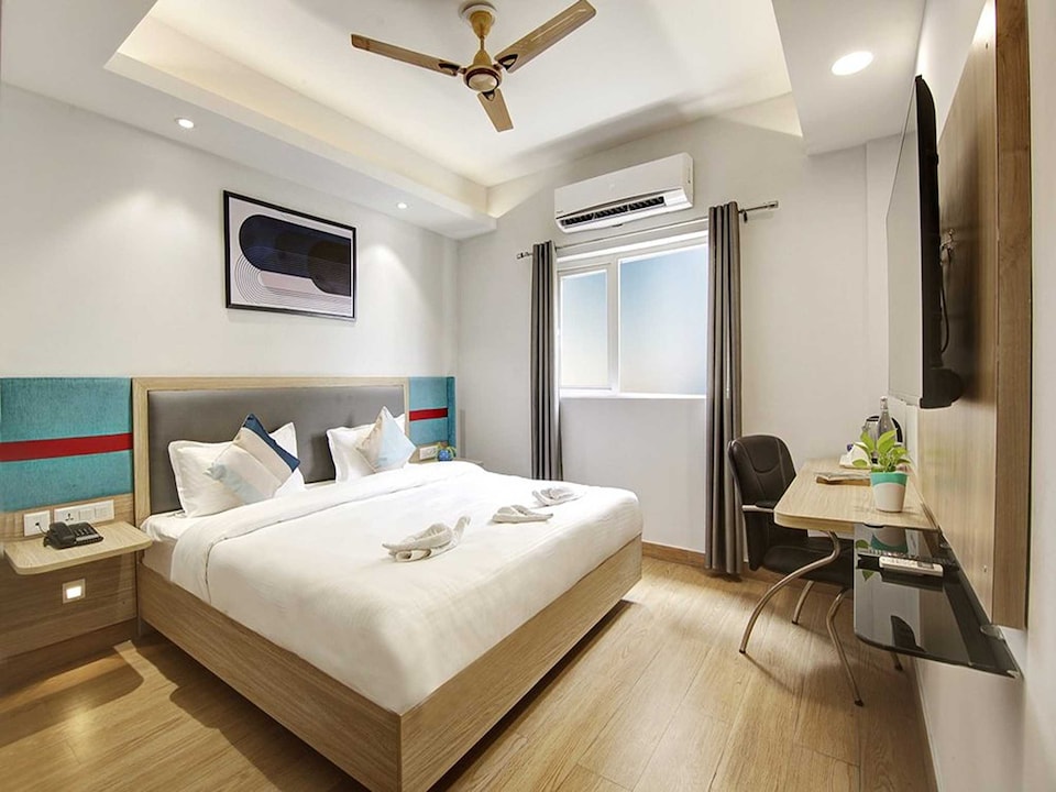 Palette Royal Orbit by CheckIn, DLF Cyber City-Gurugram, Cyber City, Gurgaon