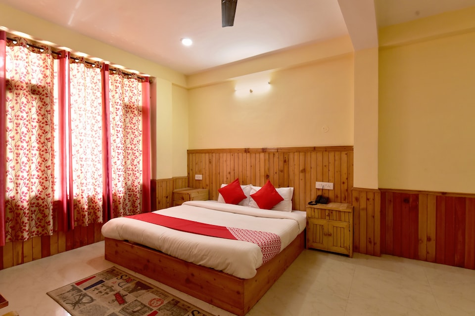 OYO 16988 Hotel White Orchid, NH 21 Manali, Manali