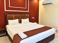 Spot On panchmukhi palace
