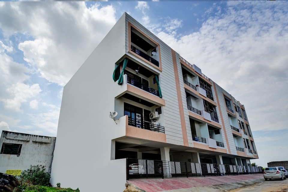 OYO Home 16999 Charming 2BHK, Vaishali Nagar Jaipur, Jaipur