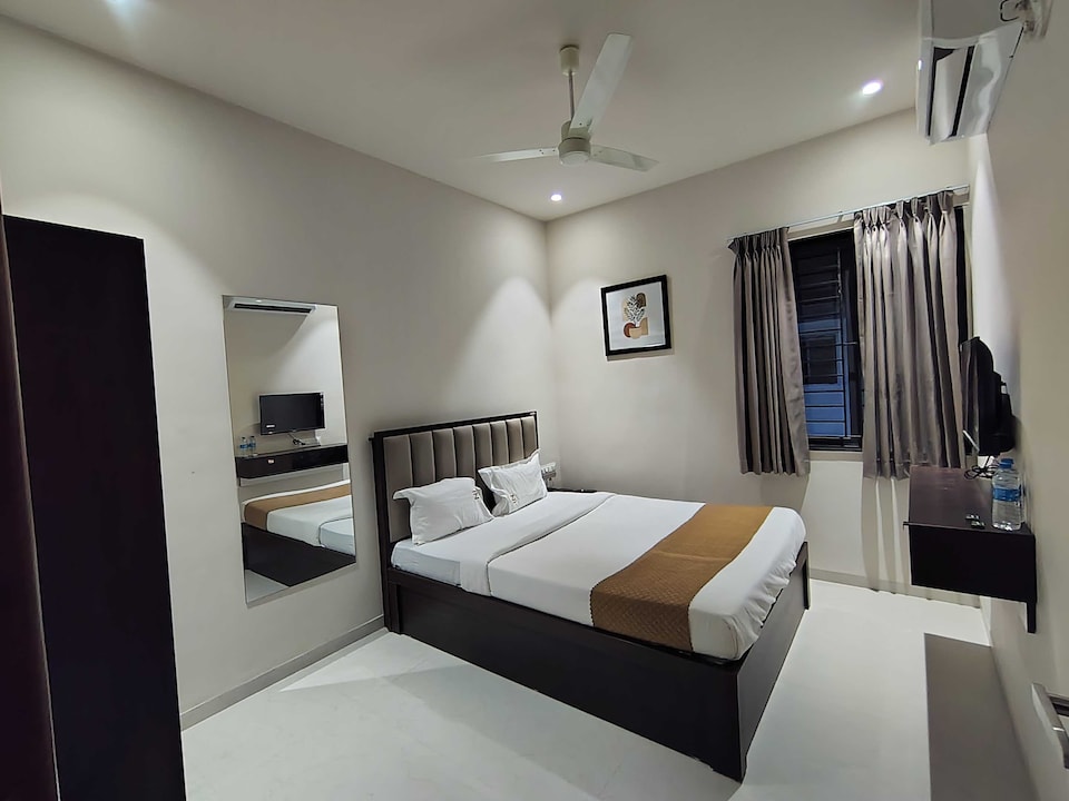 Townhouse Oak Pandharpur Railway Station Formerly Nilay, Pandharpur, Solapur