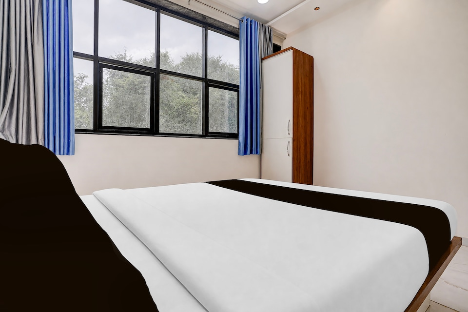 Townhouse Menavali Wai Formerly Hotel Golden Hills, Wai Mahabaleshwar, Mahabaleshwar