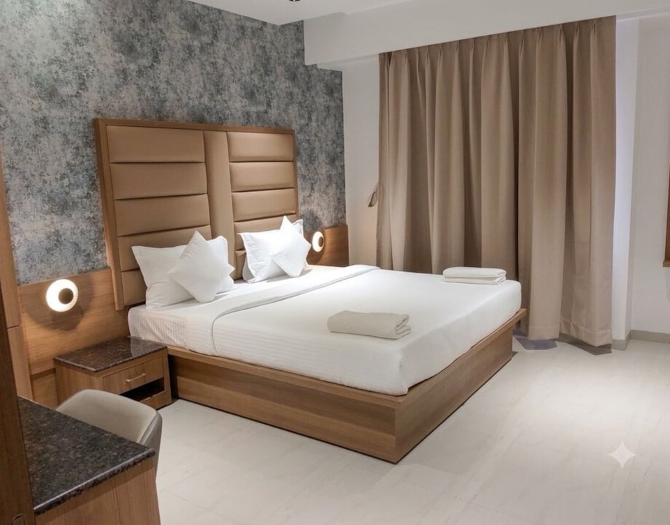 Townhouse Menavali Wai Formerly Hotel Golden Hills, Wai Mahabaleshwar, Mahabaleshwar