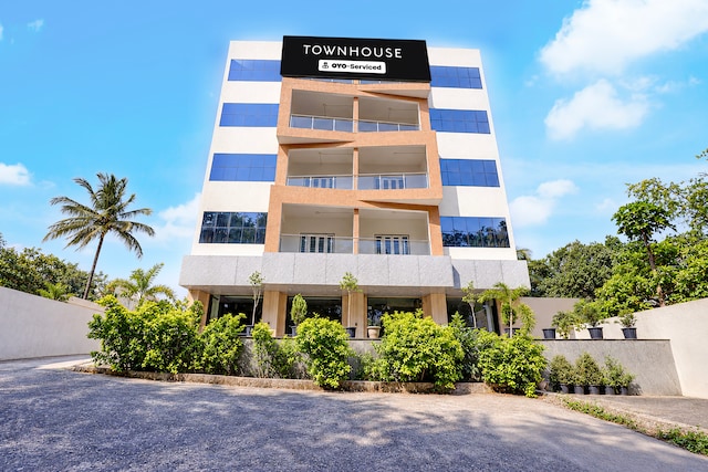 Townhouse Menavali Wai Formerly Hotel Golden Hills