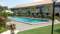 Sunday Maharaja Hotel Near Clark International Airport