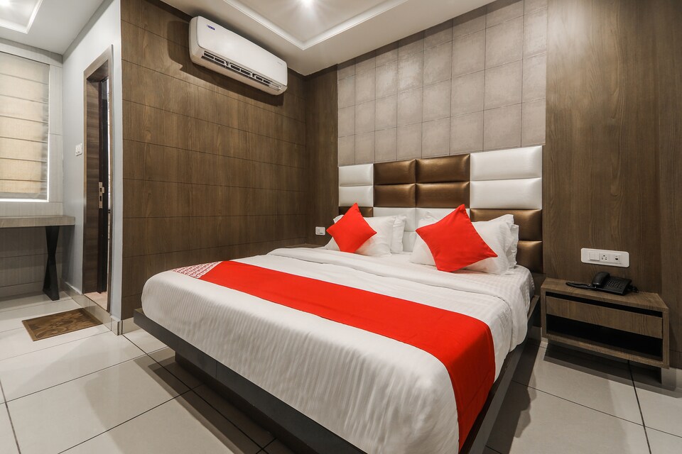 OYO 17016 Galaxy Inn, Bhangagarh Guwahati, Guwahati