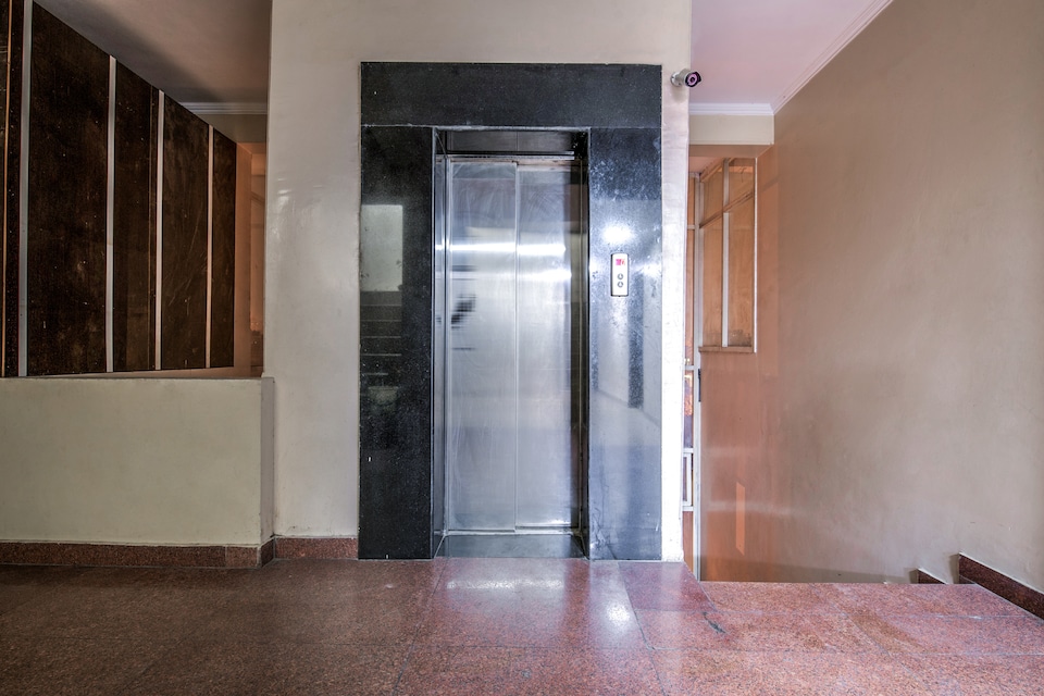 Hotel O Crosswinds Residency, Noida City, Noida