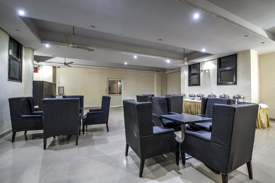 Hotel O Crosswinds Residency, Noida City, Noida