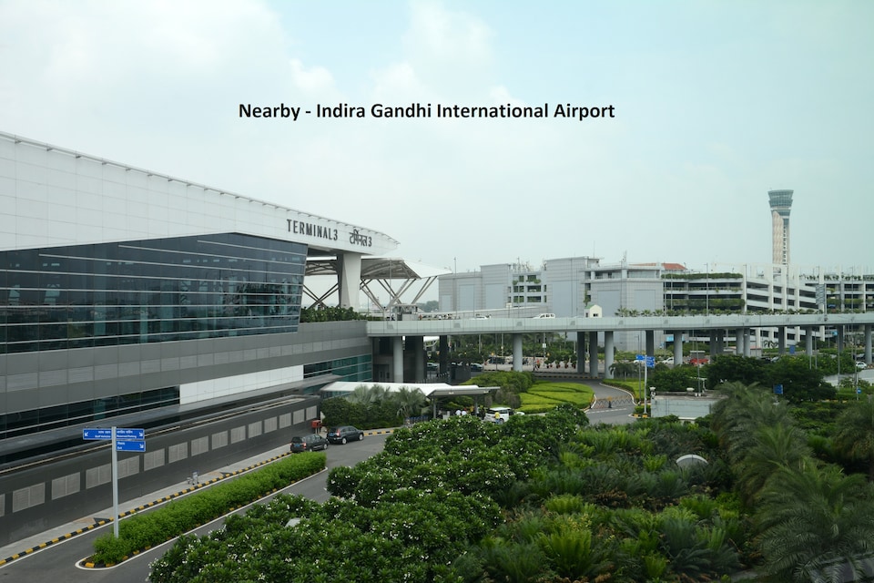 OYO 17020 Hotel Raj Palace, Airport Delhi, Delhi Transit