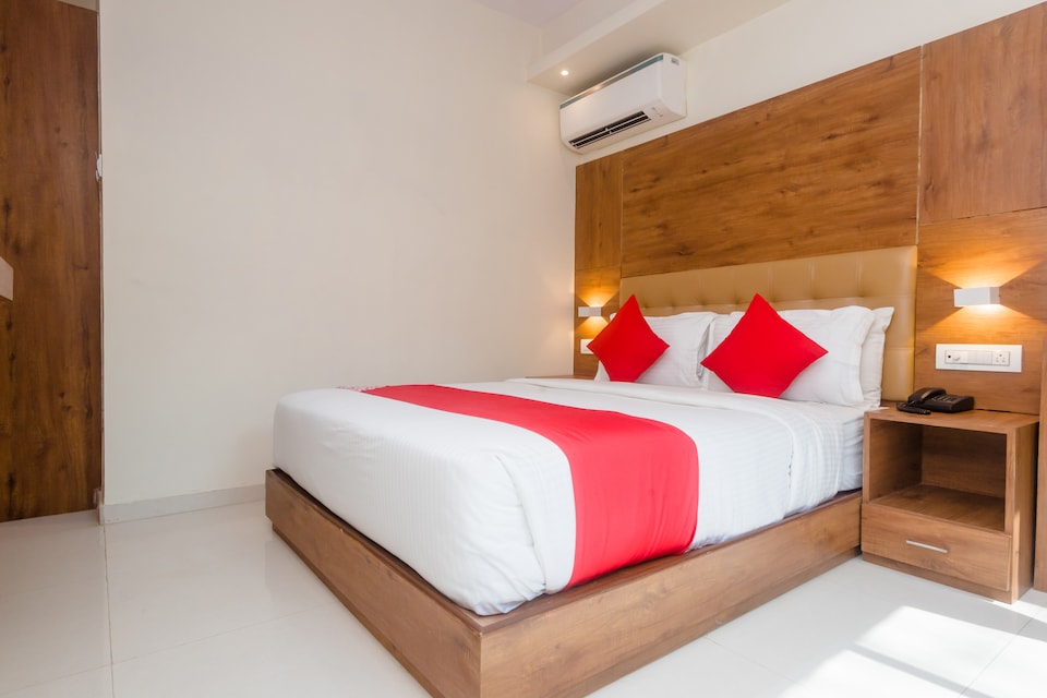 OYO 17028 Hotel Aviva Residency, Mumbai International Airport, Mumbai