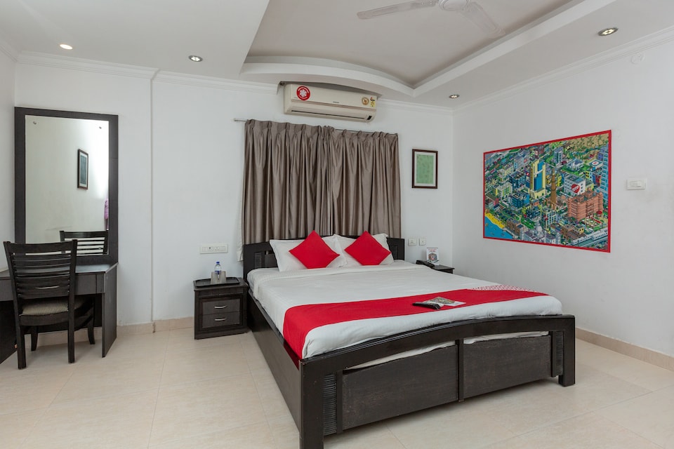 OYO 17030 Bluten, T Nagar Chennai, Chennai