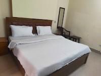 Hotel O Banti Residency 