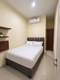 Hotel O Pollux Mall Cikarang formerly Pasirsari Residence