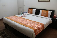 OYO Apartment Hotel Ambrosia Ii Near Omaxe Celebration Mall