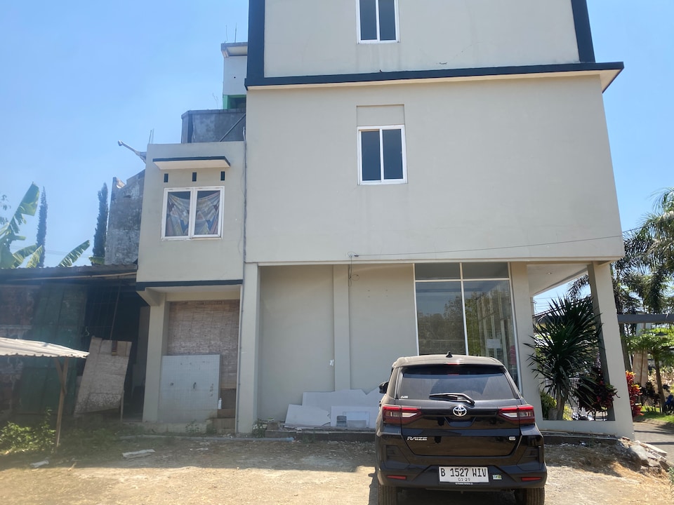 Collection O Noura Family Residence Merjosari, Malang Malang, Malang