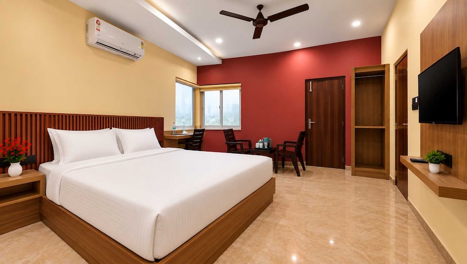 Hotel O Jagadamba Junction, Transit Vizag, Visakhapatnam