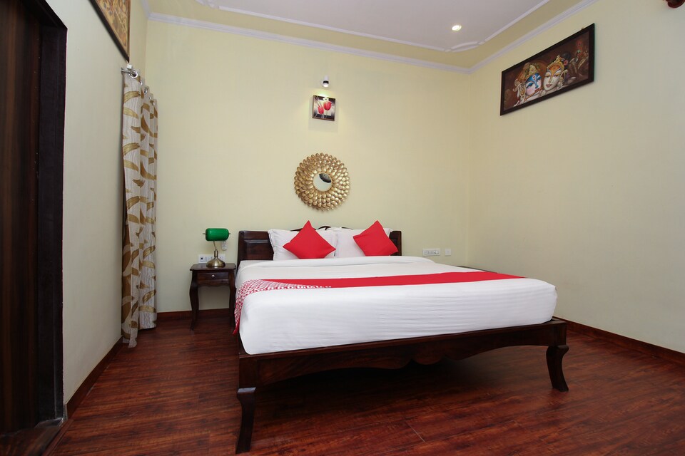OYO 17070 Vrindavan Resort, Mansarovar, Jaipur
