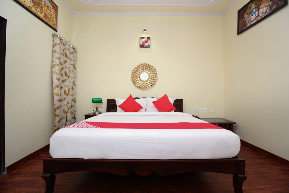 OYO 17070 Vrindavan Resort, Mansarovar, Jaipur