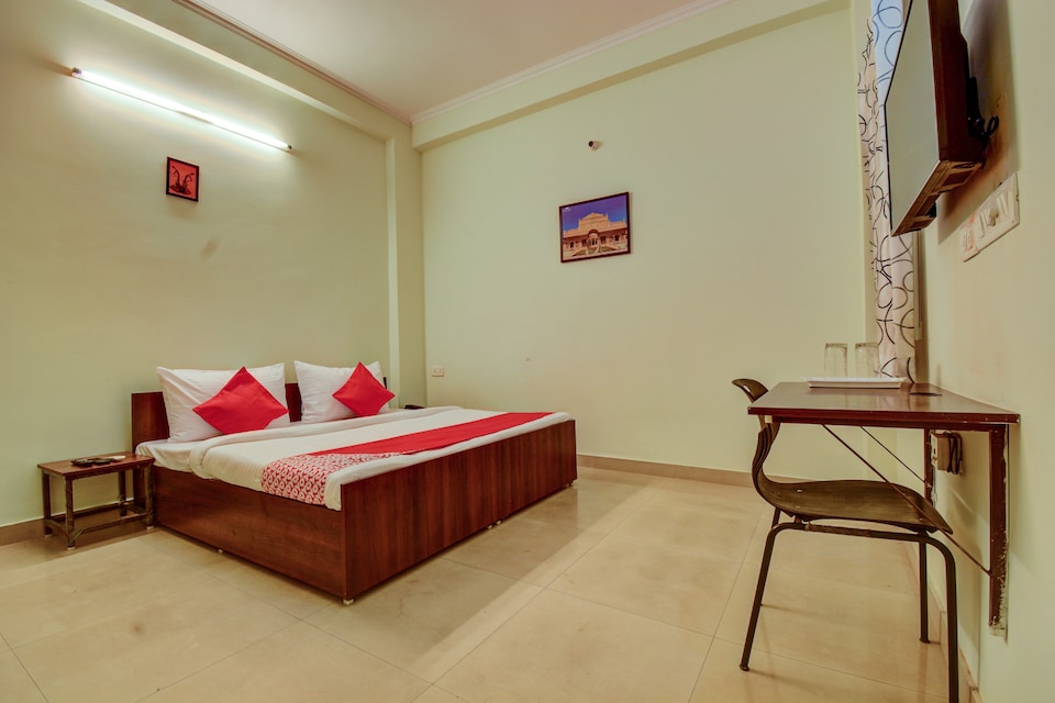 OYO Hotel Prayag, Raja Park Jaipur, Jaipur