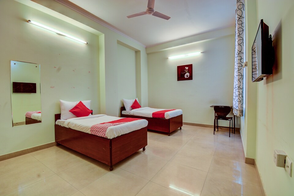 OYO Hotel Prayag, Raja Park Jaipur, Jaipur
