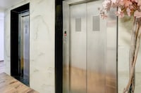 Super Townhouse Anand Formerly Hotel The Maison