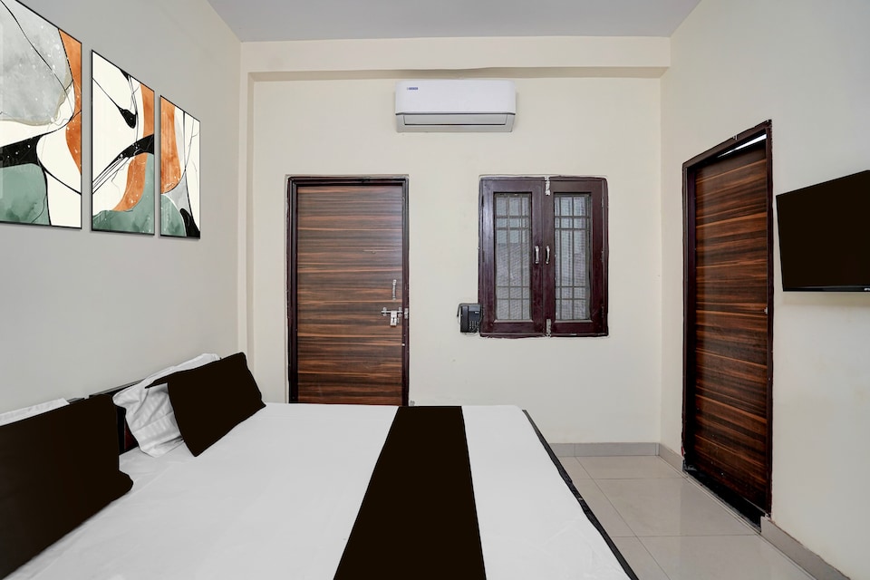 Hotel O Prime Stay , Greater Noida, Noida