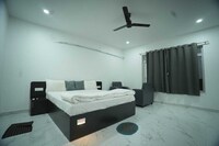 Hotel O S Grand Hotel